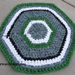 Irish Hexagon Crocheted Rag Rug, Eco Friendly, Washable, Green Color, Durable, Bath Mat, Kitchen, Home Decor, Houndstooth, Luck Of The Irish - thumbnail 2