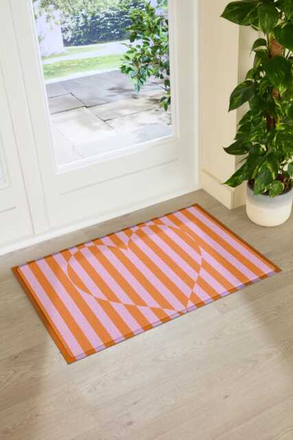 Elizabeth Olwen Heart Stripe Indoor Outdoor Doormat - Retro Entrance Rug Colourful Home Decor Housewarming Gift 90x60cm - image 1