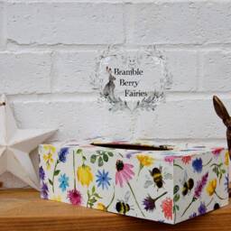 Bees & Country Meadow Flowers Decoupaged Wooden Tissue Box Cover Ideal Gift - thumbnail 3