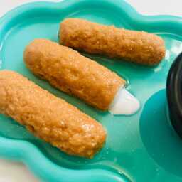 Mozzarella Sticks Wall Hanging/ Dopamine Decor/ Maximalist Fake Food/ Food Pop Art/ Sculpture/ Funky Decor/Kitchen Decor - thumbnail 3