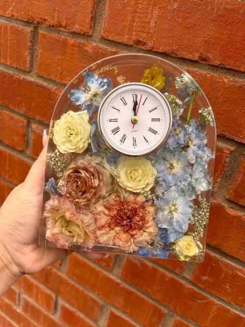 Resin Flower Preservation Clock Wedding & Memorial Keepsake - image 1