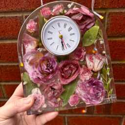 Resin Flower Preservation Clock Wedding & Memorial Keepsake - thumbnail 3