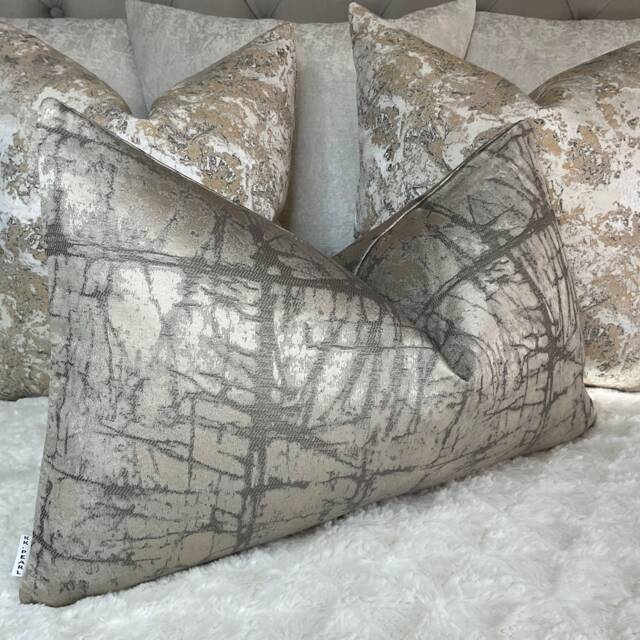 Elegant Grey Abstract Tile Cushion Cover - Luxury Sofa Throw Pillow Glamorous Living Room Decor Kyla - image 1