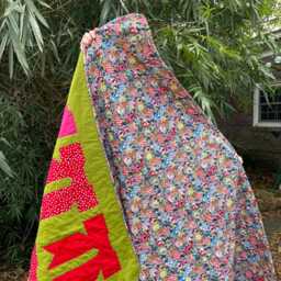Handmade Holiday Bow Quilt Pink & Red Christmas Patchwork Throw - thumbnail 3