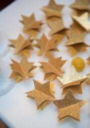Christmas Decor, Holiday Gold Star Garland, Modern Christmas, Mantel, Traditional Holidayunique Gift - thumbnail 1