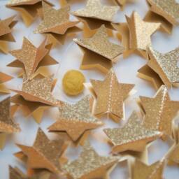 Christmas Decor, Holiday Gold Star Garland, Modern Christmas, Mantel, Traditional Holidayunique Gift - thumbnail 3