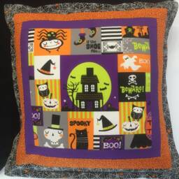 Halloween Lap Quilt Or Wall Hanging With Free Pillow Case 16019 - thumbnail 2