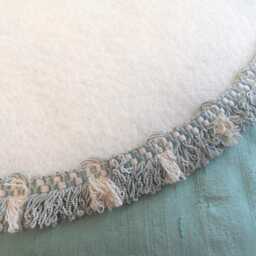 Small Ivory Table Top Christmas Tree Skirt/15.5 - thumbnail 2