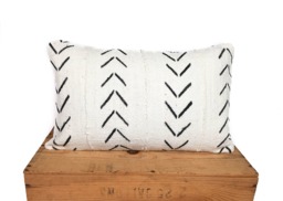 White African Mudcloth Lumbar Pillow Cover, Arrow Design - thumbnail 1
