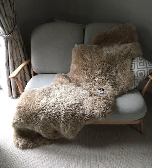 Deep Oyster Australian Sheepskin Rug, Taupe Curly Throw - 70 X 200 - image 1