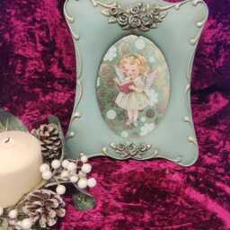 Upcycled Christmas Picture Frame - Seasonal Decor Vintage Style Retro Home Mantle Piece Gift Handmade - thumbnail 3