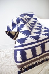 Handwoven Blue & Off-White Rug With Tassles Triangle Pattern - Dhurrie - 120 cm X 200 - thumbnail 1