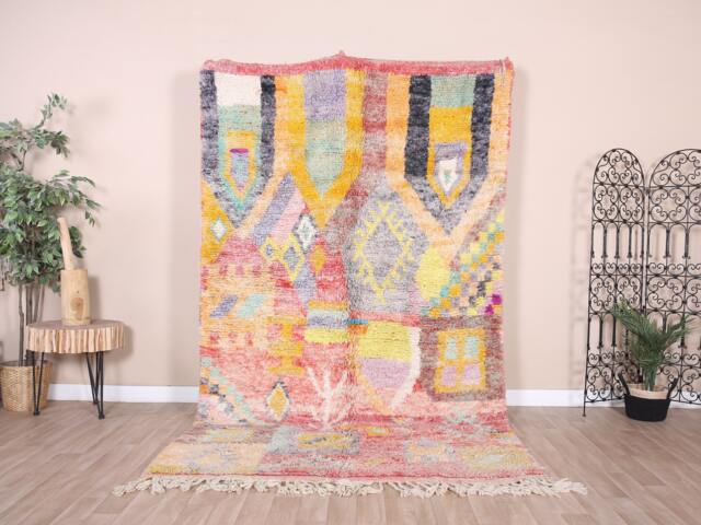 Vintage Boujaad Rug, Authentic Moroccan Rug 5x9 Ft - image 1