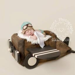 Wooden Airplane Photography Prop - thumbnail 4