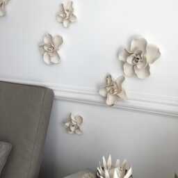 Set Of 5 Porcelain Gardenia Flowers, Hand Sculpted, White Ceramic Wall Decor - thumbnail 1