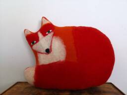 Cushion Fox