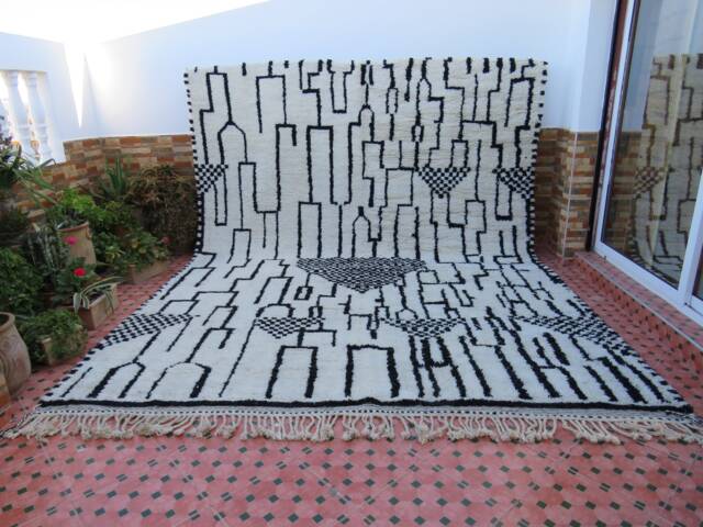Moroccan Rug - Morocco Rug- Beni Ourain Wool Berber Vintage Rug - image 1