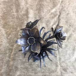 Hand Forged Iron Daffodils Sculpture, Bronze Patina Floral Art - thumbnail 3