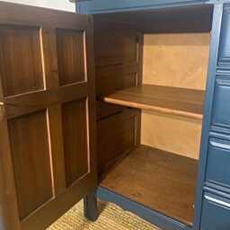 Newly Refurbished Ercol Sideboard Elm Wood Blue Solid Mcm Drawers - thumbnail 4