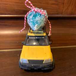 Altered, Teamn, Yellow, Extreme Motors, 4x4, V6 Injection, Engines, Toy, Collectible, Car, With Christmas Tree, Decoration, Gift - thumbnail 3