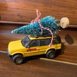 Altered, Teamn, Yellow, Extreme Motors, 4x4, V6 Injection, Engines, Toy, Collectible, Car, With Christmas Tree, Decoration, Gift - thumbnail 2