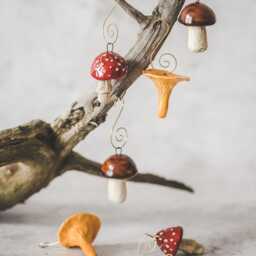 Penny Bun Mushroom Ornament - Christmas Tree Ceramic Boletus, Handmade Woodland Decor - thumbnail 4
