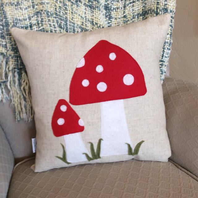 Red Mushroom Felt Applique Pillow Cover Country Farmhouse Decor - image 1
