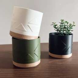 Aztec Two-Toned Plant Pot 3D Printed Planter With Drip Tray - thumbnail 4