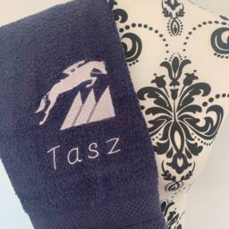 Horse Jump Towel - Personalised Face Cloth/Hand Bath Horse Riding - thumbnail 3