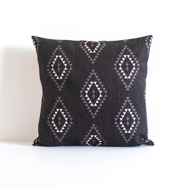 Aztec Linen Throw Pillow Cover Boho Decorative Cushion - 45x45cm - image 1