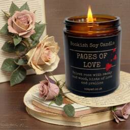 Bookish Candles - Pages Of Love Valentine's Day Candle Gift Rare Soy Wax Scented 180Ml 40H Burning Time - thumbnail 2