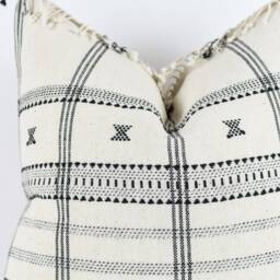 Heena Fringe Cotton - White & Black Pillow Cover - thumbnail 2