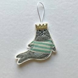Seal Christmas Decoration, Ornament, Breton Stripe, Tree, Hanging Gold Crown, Fabric, Embroidery Art - thumbnail 2