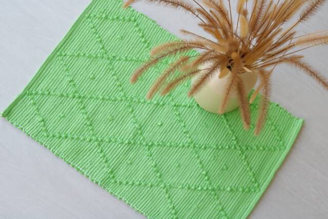 Mini Handwoven Green Rug, Bathroom Mat, Shower Entry Bedside Kitchen Gift For Her, Portuguese Gr??ner Teppich - image 1