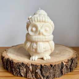 Winter Owl Candle With Hat & Scarf - Hand-Poured Soy Wax - Cute Gift Eco-Friendly & Vegan Cosy Home D??cor - thumbnail 2
