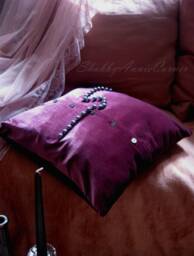 Dusty Burgundy Velvet Pillow Cover With Pearly Buttons 16In - Plum Purple Home Decor - thumbnail 1