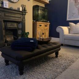 Leather Chesterfield Footstool Deep Buttoned Genuine Leather Coffee Table Footstool. 100 cm X 54 UK Delivery Only - thumbnail 2