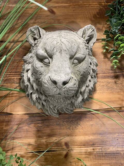 stone Garden Detailed Tiger Head Wall Hanging Plaque Ornament - image 1