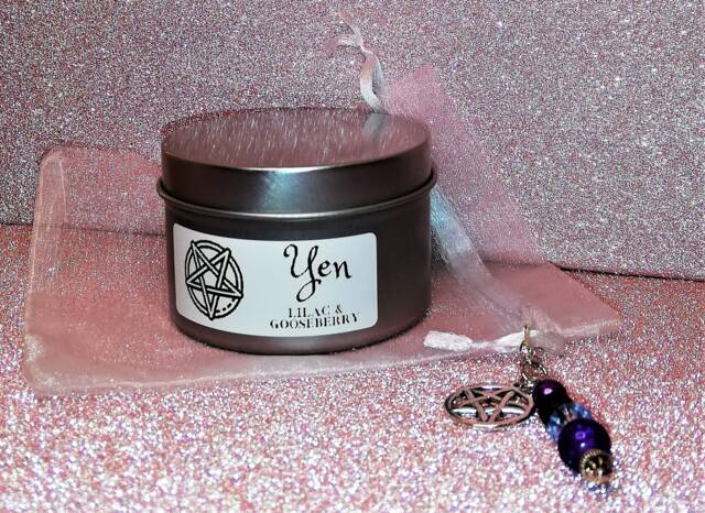 Yennefer Inspired Lilac & Gooseberry Candle With Organza Bag + Yen - Witcher Charm - 70G Tin - image 1