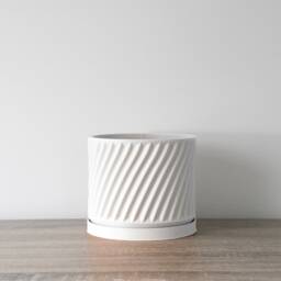 "Penelope Planter With Drainage & Saucer in White, Unique 3D-Printed Plant Pot, Small To Large Sizes 4"" 5"" 6"" 7"" 8" - thumbnail 3
