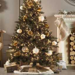 Cream Luxury Faux Fur Tree Skirt, Superior Fake Christmas Decor - thumbnail 3