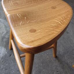 stool Made in Sustainably Sourced White Oak - thumbnail 3