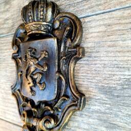 Lion Shield Wall Plaque - Pick Your Color Decor Medieval Old World Hand Painted Handmade Fleurdelisjunkie - thumbnail 3