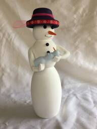 Snowlady With Snowbaby - thumbnail 1