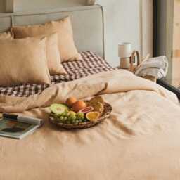 Linen Duvet Cover Mustard. Bedding in French Linen King - thumbnail 2
