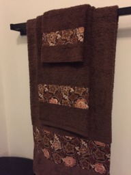 Handmade 3-Piece Dark Brown Bath Towel Set Trimmed With Floral Print - thumbnail 1