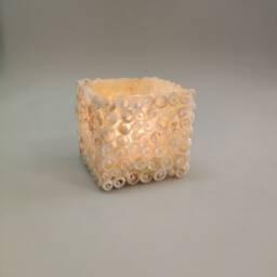 Hand-Made Light in Spain-Break-Resistant Fiberglascubus With Shells Snail Form - Colour-Cream - thumbnail 2