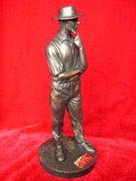 Michael Vaughan Figurine Sculpture By Legends Forever England Cricket Team Ashes Captain 2005 - thumbnail 2