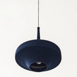 Handcrafted Chunky Knit Pendant Lamp, Unique Wood & Mesh Pendant Handwoven Lighting, Minimalist Wood Crealdesign - thumbnail 3