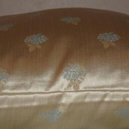 Contemporary Decorative Pillow Cover in 24 - thumbnail 3